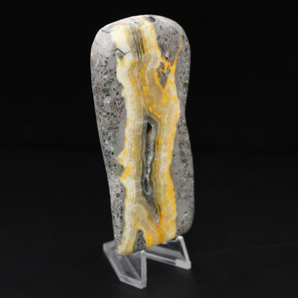 Pietra vulcanica liscia diaspro calabrone