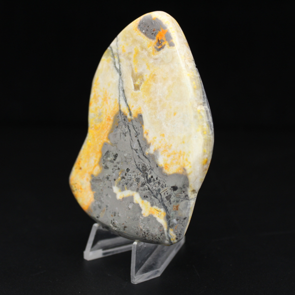 Ornamento compatto di diaspro a forma di bombo