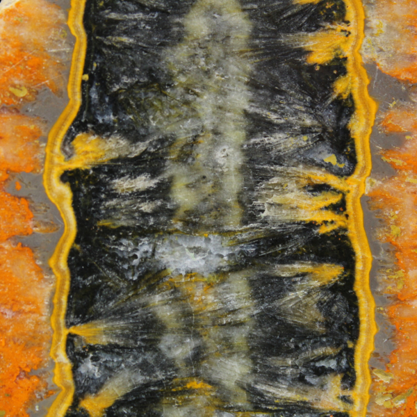 Diaspro calabrone: placca sedimentaria quadrata