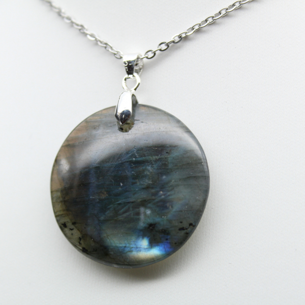 Ciondolo rotondo in labradorite