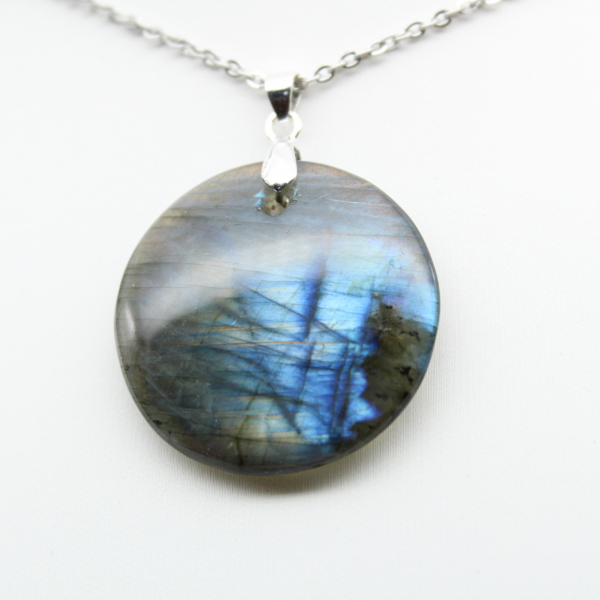 Ciondolo rotondo in labradorite