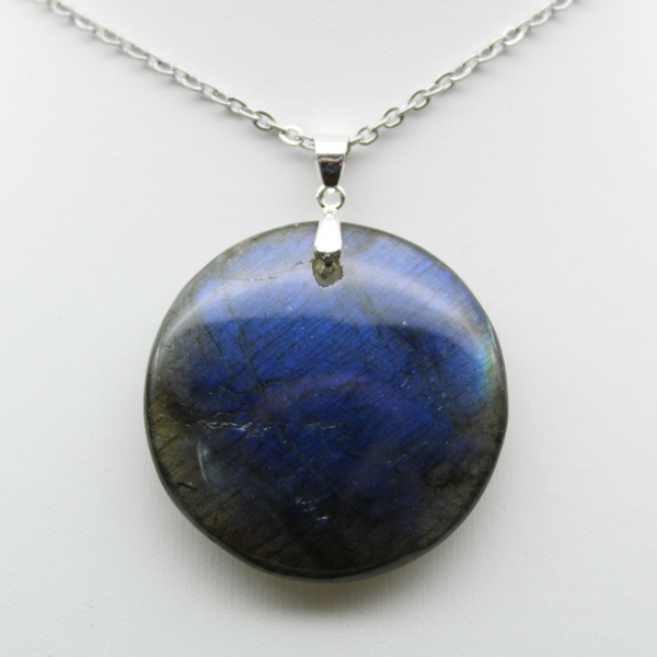 Ciondolo rotondo in labradorite
