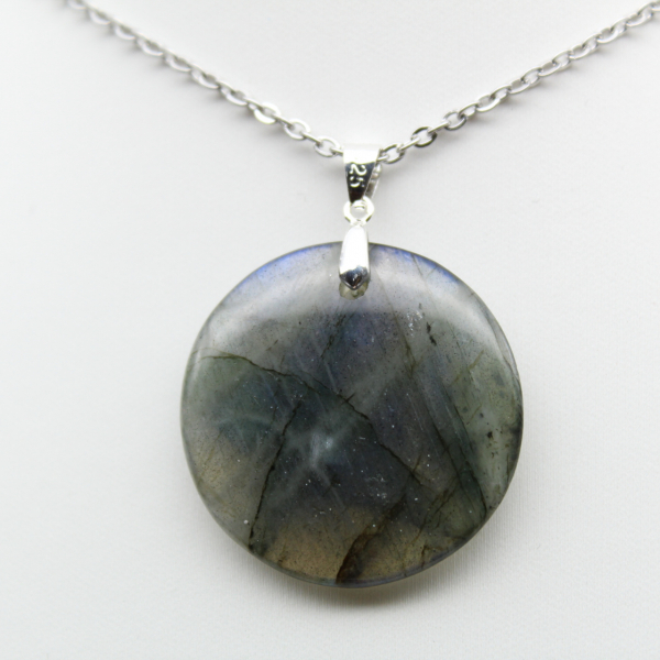 Ciondolo rotondo in labradorite