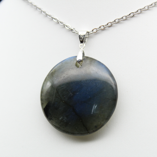 Ciondolo rotondo in labradorite