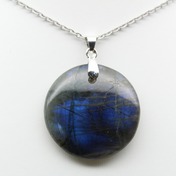 Ciondolo rotondo in labradorite