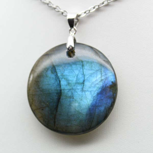 Ciondolo rotondo in labradorite