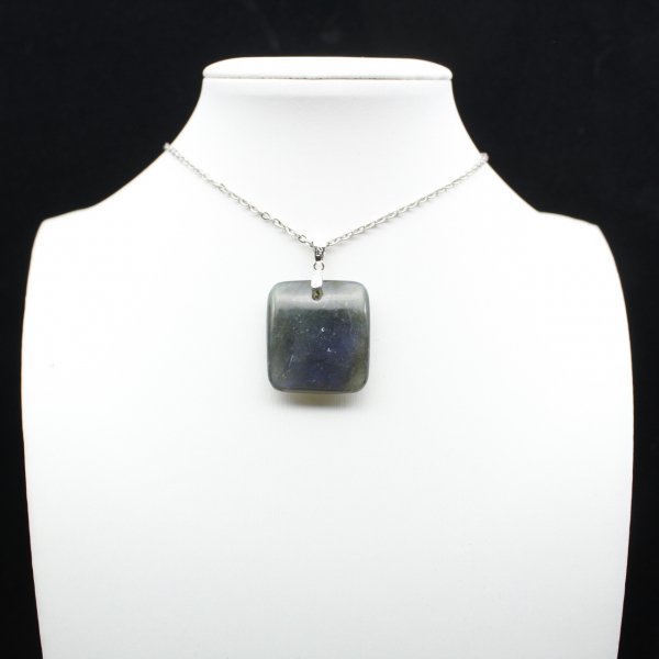 Ciondolo in pietra di labradorite quadrata