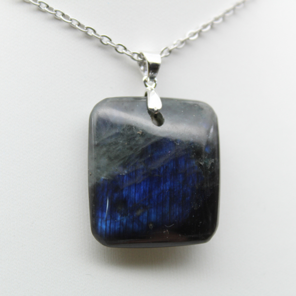 Ciondolo quadrato in labradorite