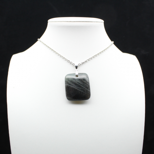 Ciondolo in labradorite quadrata