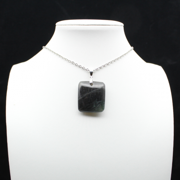 Ciondolo in pietra di labradorite quadrata
