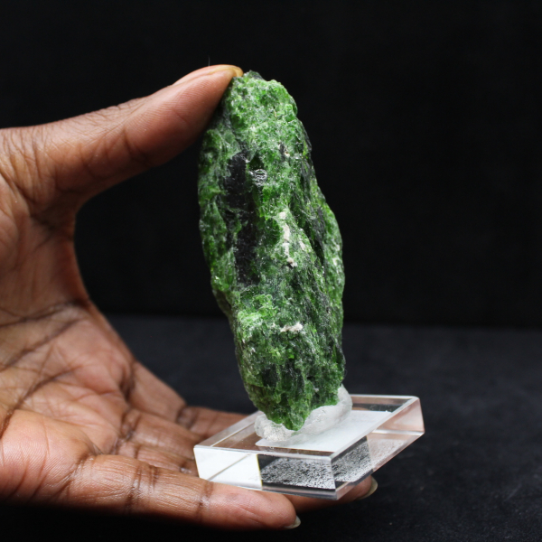 Chromediopside dalla Finlandia