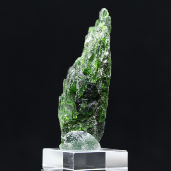 Roccia di cromodiopside