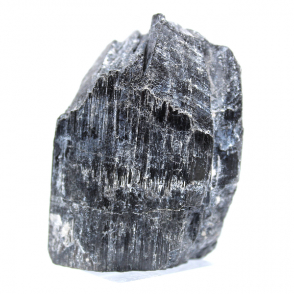 Tormalina nera grezza