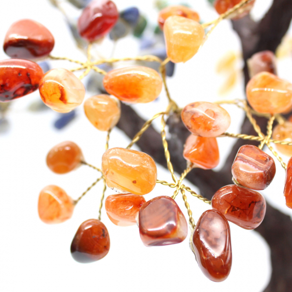 Albero minerale con base in ametista e foglie composte da vari minerali