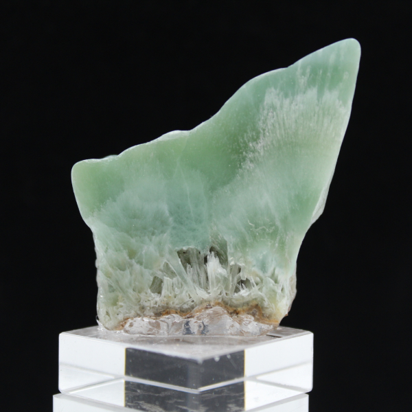 Fetta di Aragonite verde per collezione di minerali