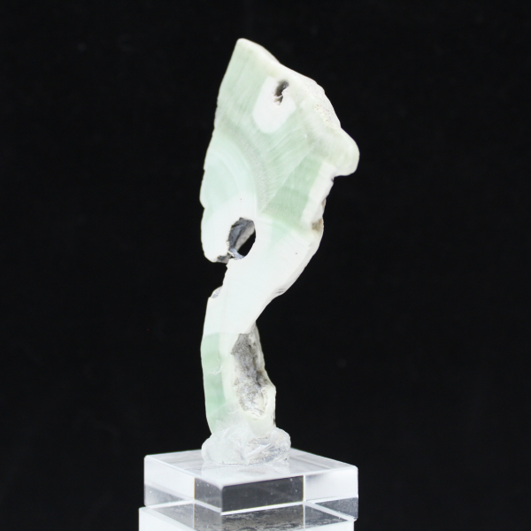 Fetta autentica e lucidata di pietra di Aragonite verde
