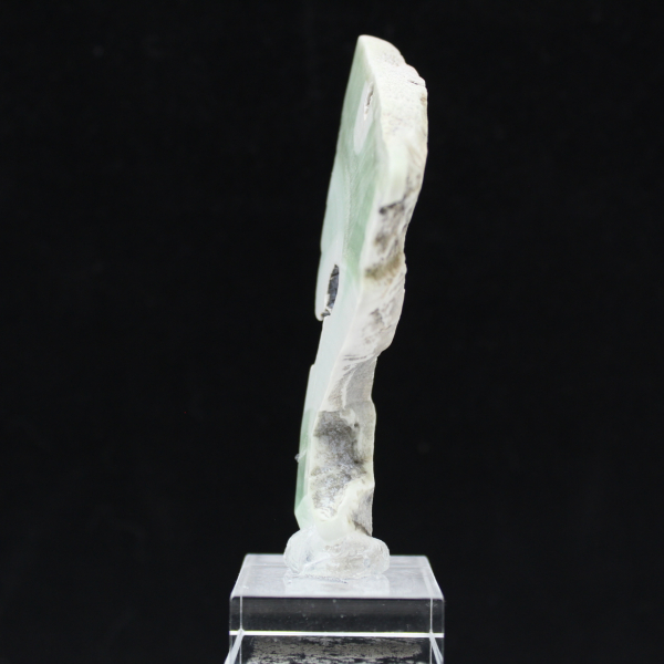 Fetta autentica e lucidata di pietra di Aragonite verde