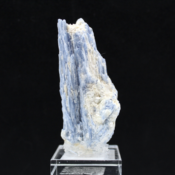 Cristalli di cianite