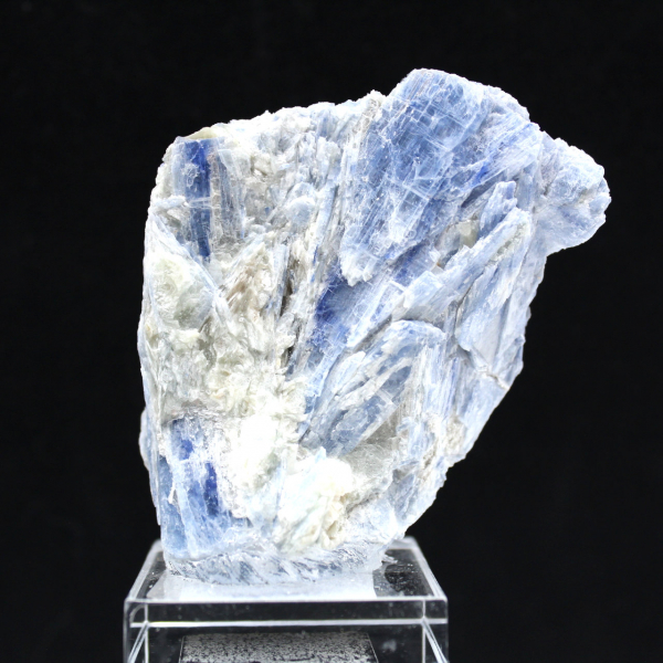Cristalli di cianite