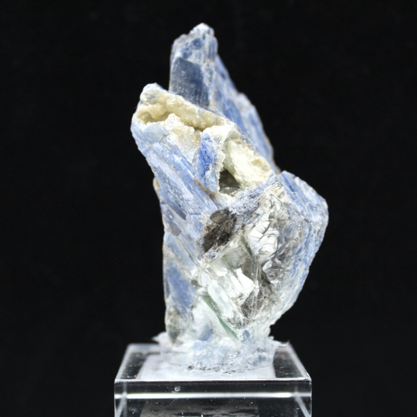 Cristalli di cianite