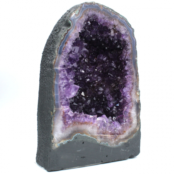 Grande geode di ametista brasiliana per decorazione d'interni e collezione