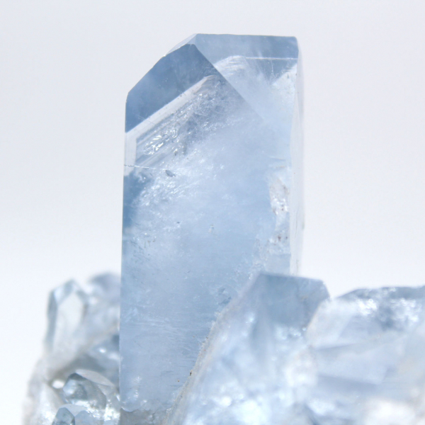 Rara geode di celestina blu del Madagascar