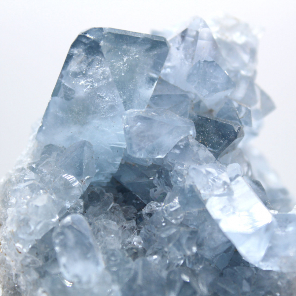 Esemplare naturale di celestina blu del Madagascar