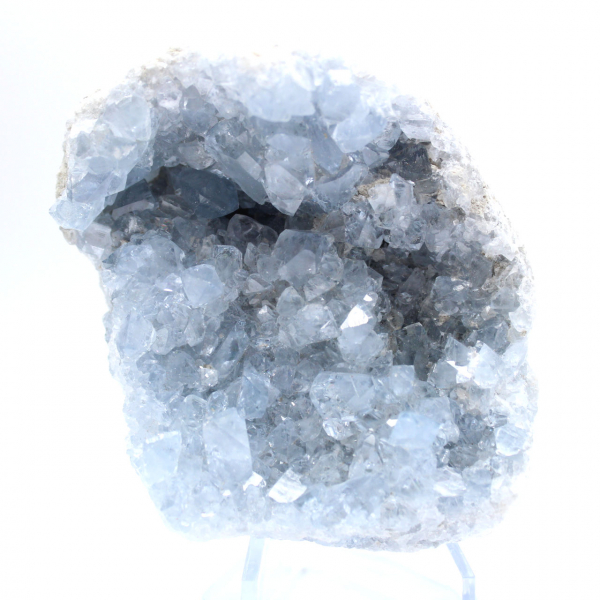 Geode di cristallo di celestina blu del Madagascar
