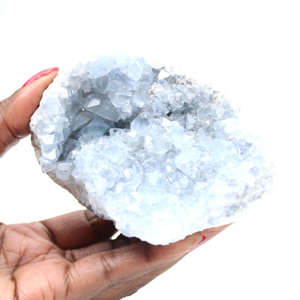 Geode di cristallo di celestina blu del Madagascar