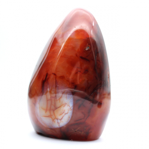 Ornamento in corniola rosso-arancio lucidata del Madagascar - autentico esemplare da collezione