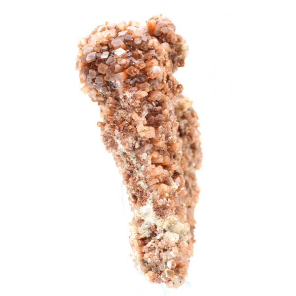 Cristallizzazione dell'aragonite marocchina grezza