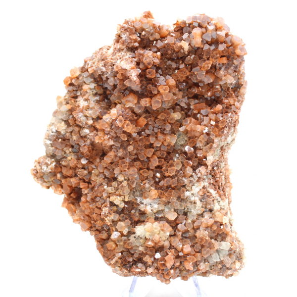 Cristallizzazione dell'aragonite marocchina grezza