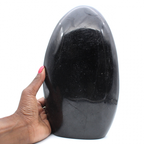 Esemplare di tormalina lucidata, grande ornamento minerale, Madagascar
