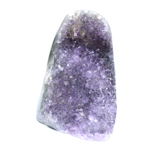 Geode di ametista brasiliana: cristalli viola intenso