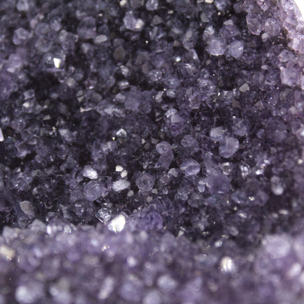 Ametista brasiliana: frammento di cristallo da collezione