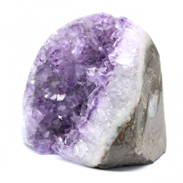 Geode di ametista brasiliana: piccole dimensioni per collezionisti