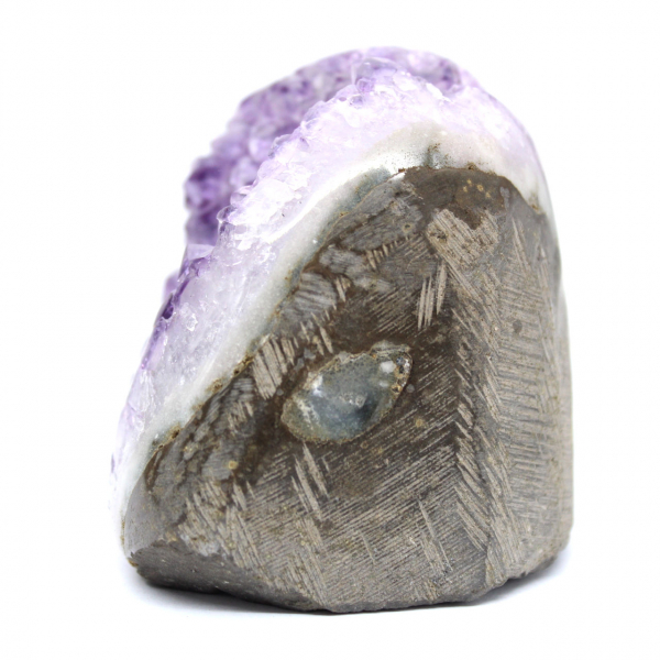 Geode di ametista brasiliana: piccole dimensioni per collezionisti