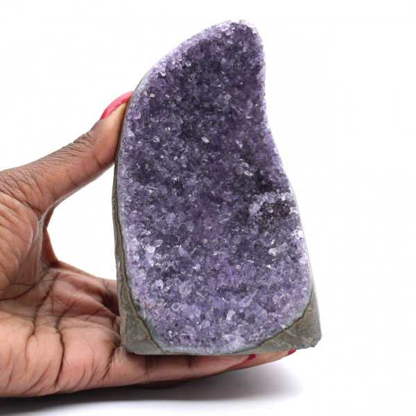 Piccola geode di ametista – Esemplare viola