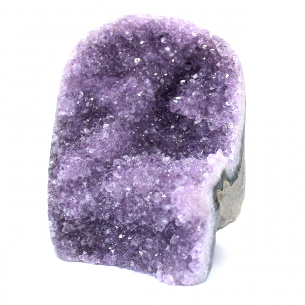 Geode di ametista, dimensioni medie, Brasile – Crystal Brilliance