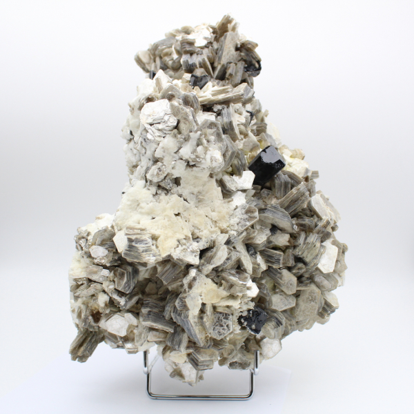 Mica e tormalina su quarzo bianco dall'Afghanistan