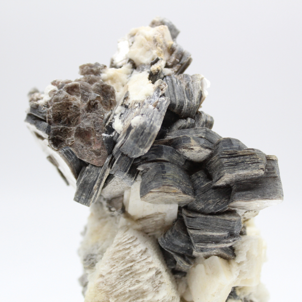 Mica cristallizzata su quarzo bianco dall'Afghanistan