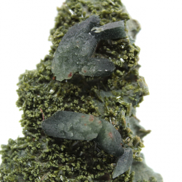 Epidoto di imilchil su matrice trasparente