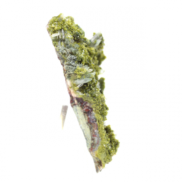 Epidoto marocchino su matrice beige