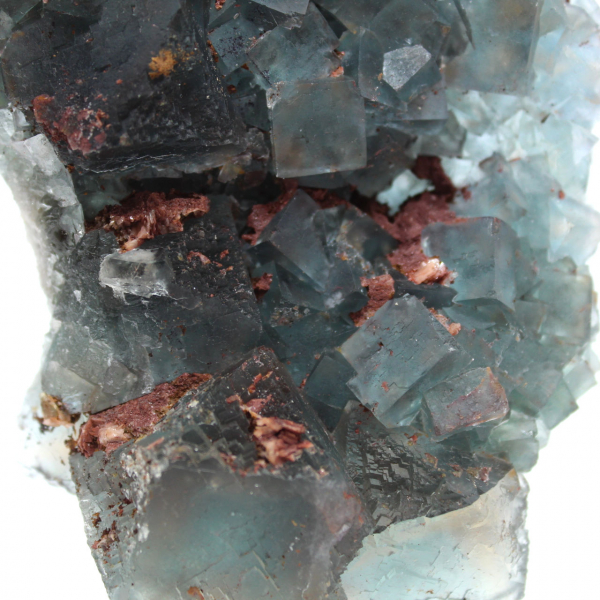 Esemplare di fluorite grezza: pietra verde del Marocco su roccia