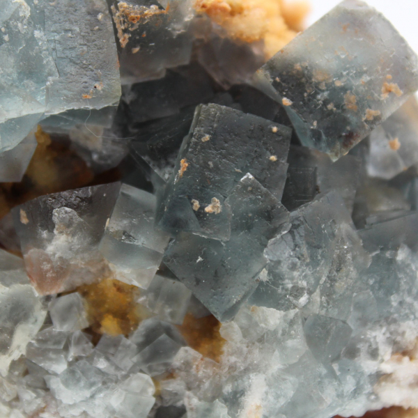 Campione di fluorite su matrice: cristalli marocchini autentici