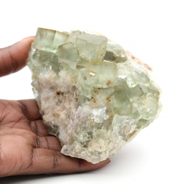 Pietra di fluorite su matrice: esemplare verde per collezionisti
