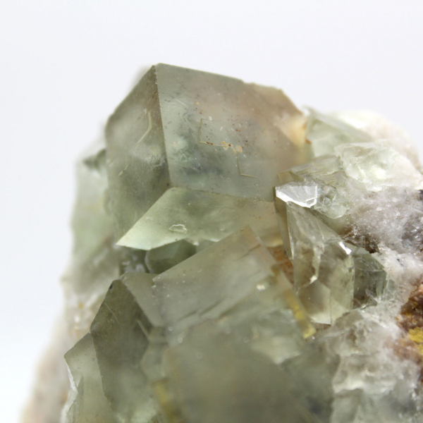 Pietra di fluorite su matrice: esemplare verde per collezionisti