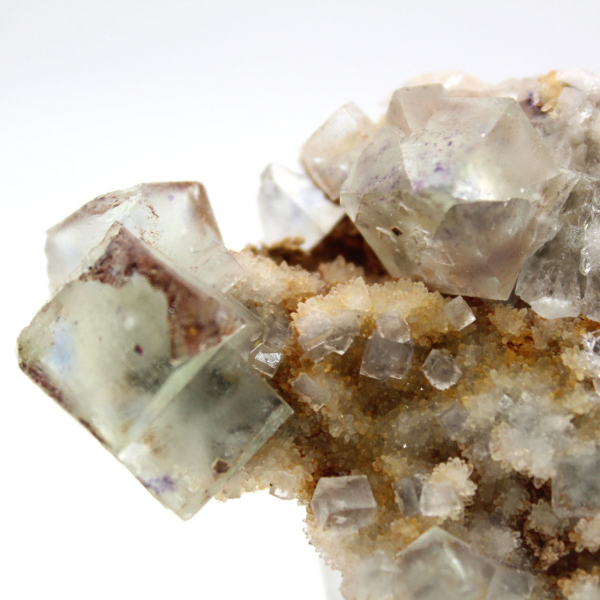Minerale di fluorite grezza: piccolo campione dal Marocco