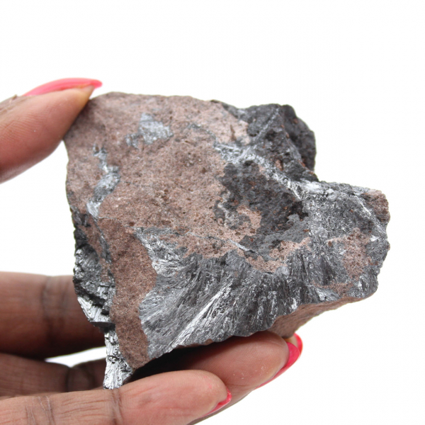 Cristalli di pirolusite su matrice, campione estetico