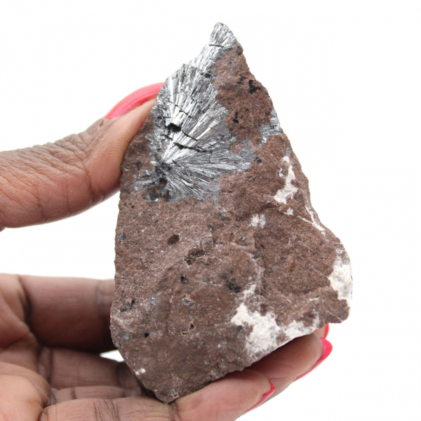 Pirolusite, una roccia da collezione con bellissime cristallizzazioni